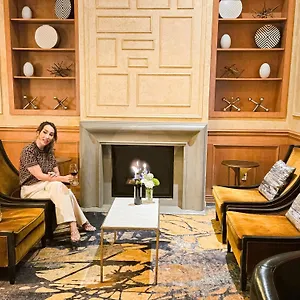 4* Отель Executive Le Soleil